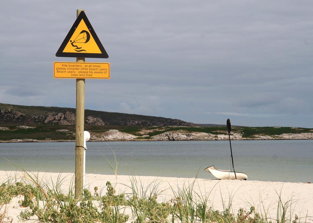 Sandra'S Guest House Langebaan Exterior foto